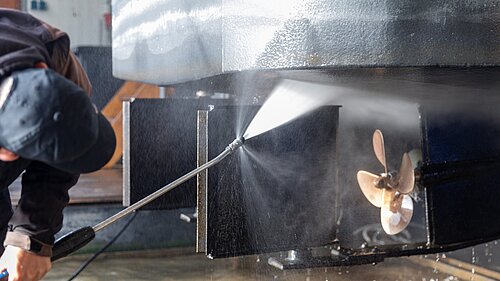 Ecospeed hard coating yields positive results for Rotterdam fast boats ...